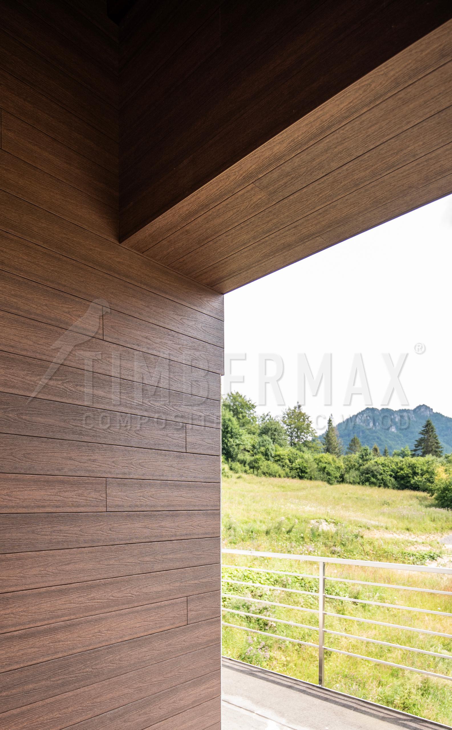 ľahký fasádny obklad imitácia dreva na modernej horskej architektúre